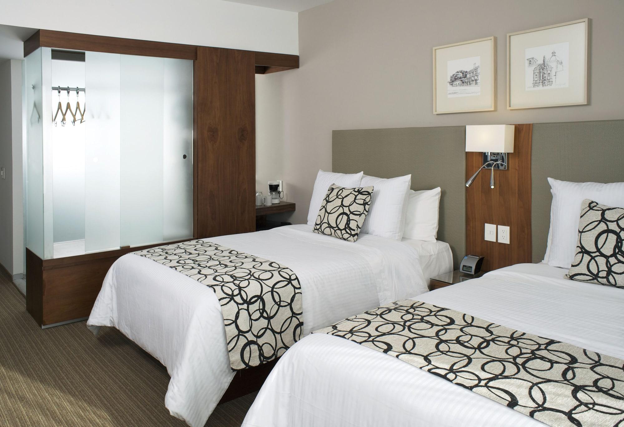 Casa Inn Premium Hotel Queretaro Miranda Dış mekan fotoğraf A typical room at the Westin