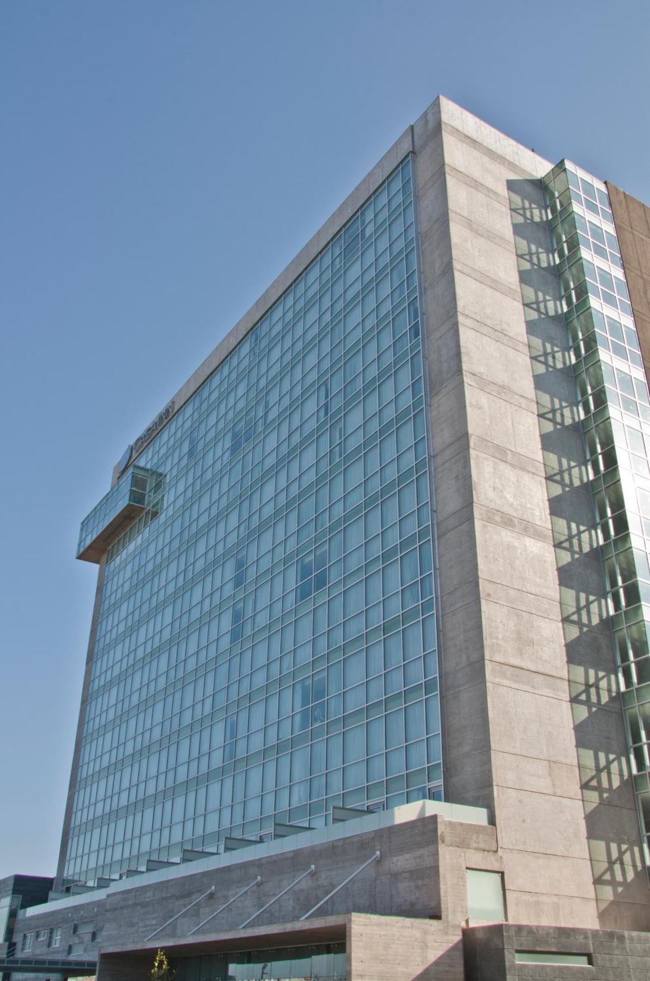 Casa Inn Premium Hotel Queretaro Miranda Dış mekan fotoğraf The headquarters of the European Anti-fraud Office in Rue Joseph II, Brussels