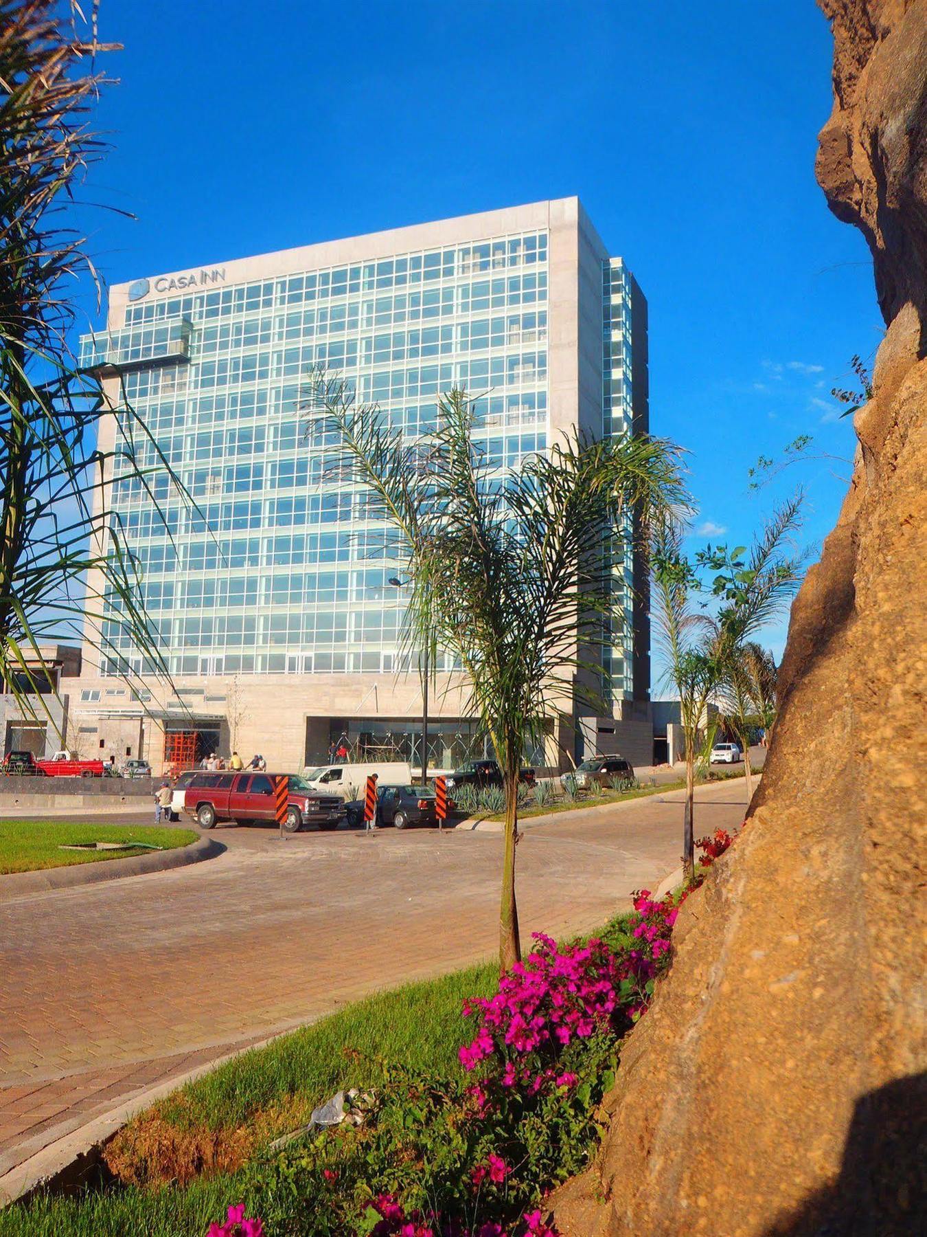 Casa Inn Premium Hotel Queretaro Miranda Dış mekan fotoğraf The Marriott Resort in Tumon