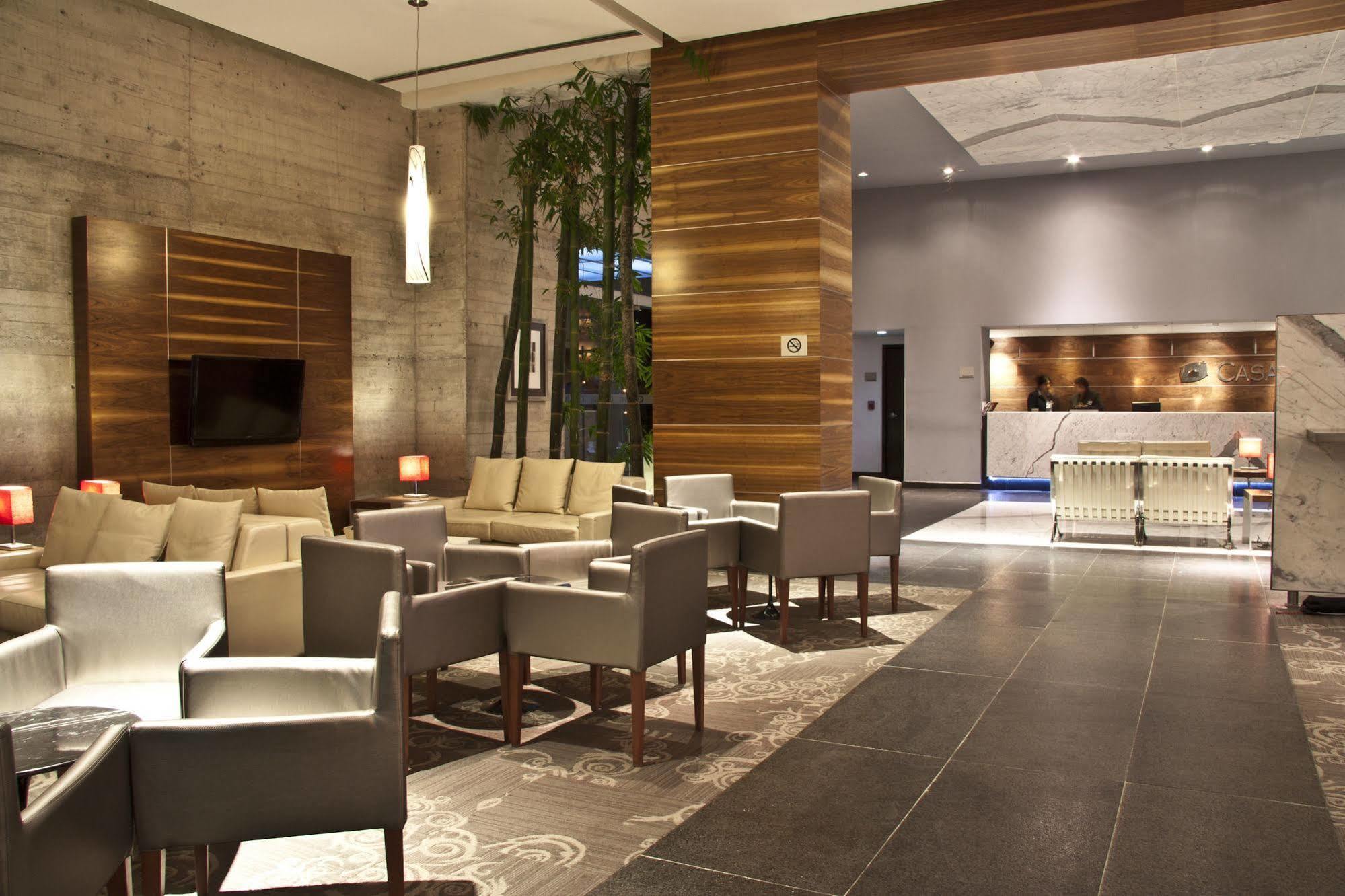 Casa Inn Premium Hotel Queretaro Miranda Dış mekan fotoğraf The lounge at the airport