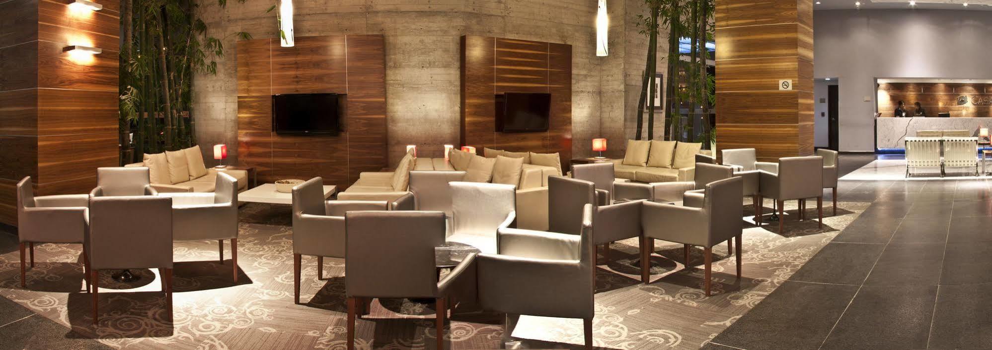 Casa Inn Premium Hotel Queretaro Miranda Dış mekan fotoğraf The lounge at the airport